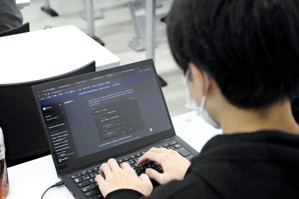 Vì sao ứng dụng AI trong học tập ngày càng phổ biến?