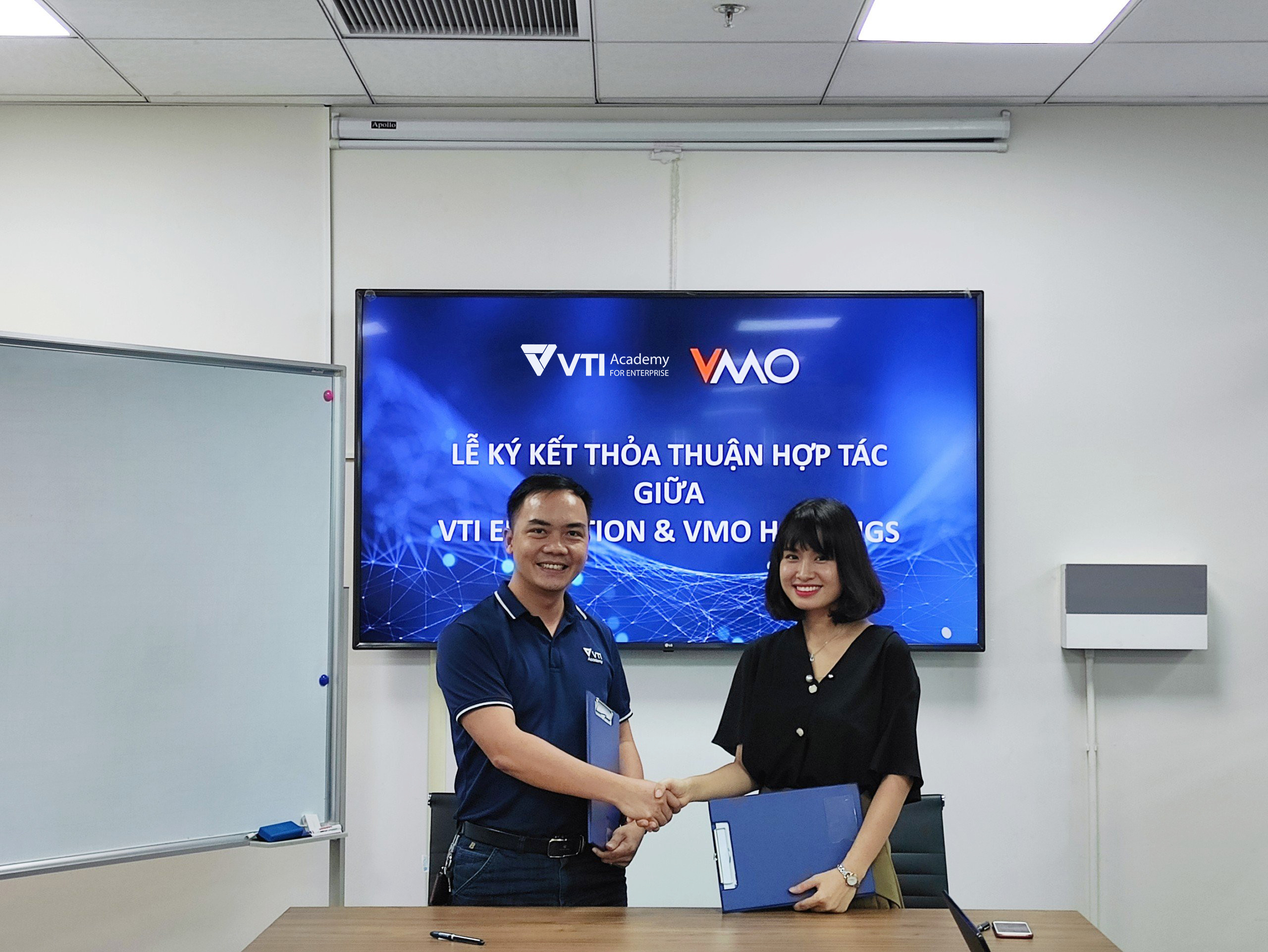 VTI Academy For Enterprise ký thỏa thuận hợp tác với VMO Holidings